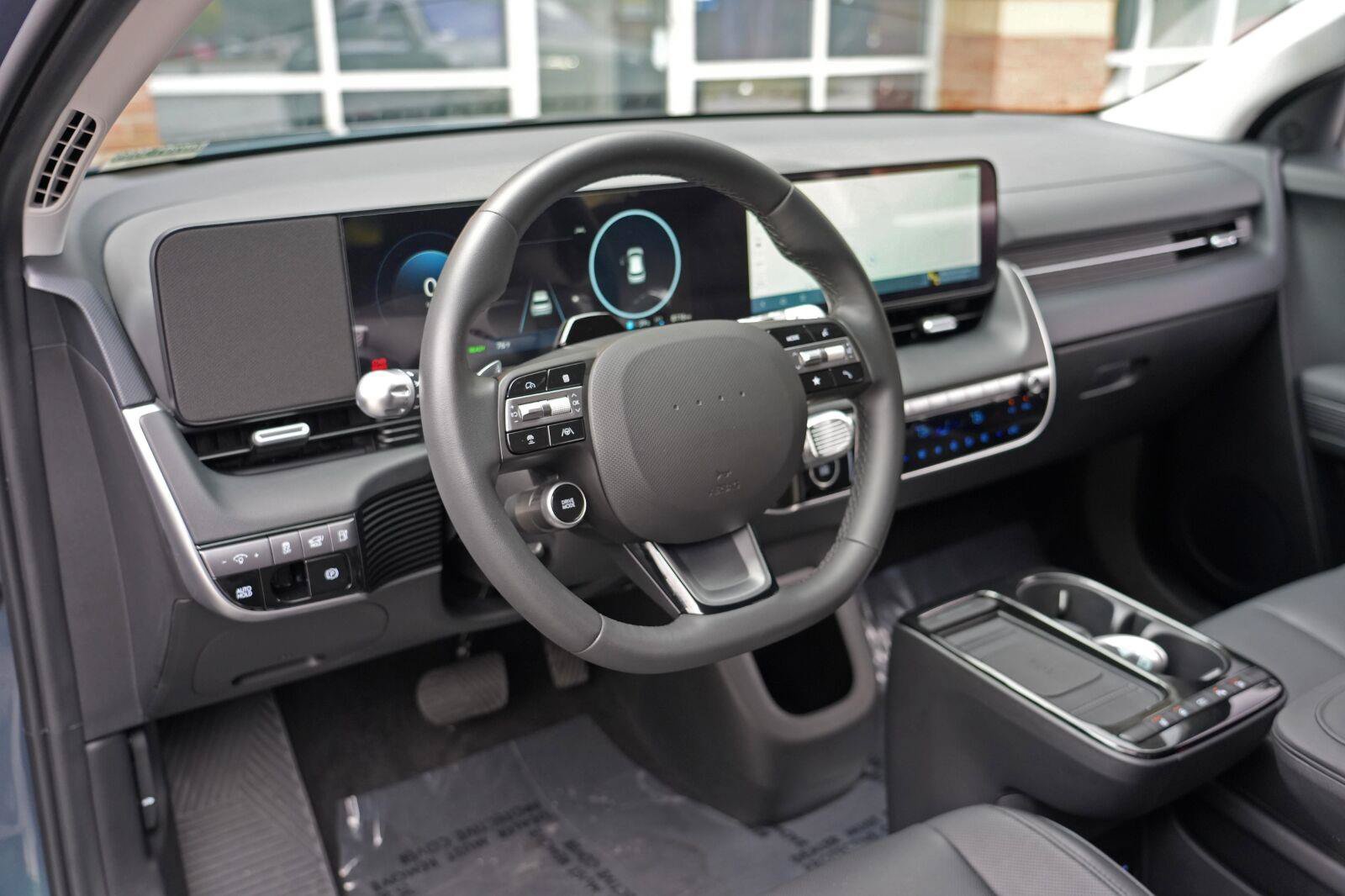 Used 2025 Hyundai Ioniq 5 SEL RWD image 13