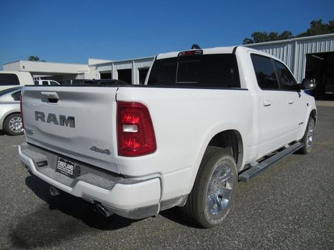 Certified 2026 RAM 1500 Big Horn AWD/4WD image 4