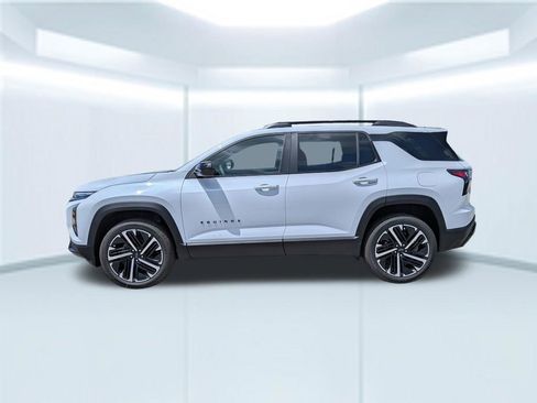 New 2026 Chevrolet Equinox RS w/ Convenience Package III FWD image 2