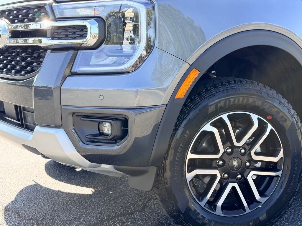 New 2026 Ford Ranger Lariat w/ FX4 Off-Road Package AWD/4WD image 3