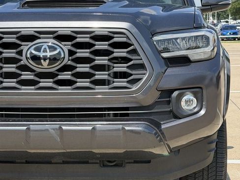 Certified 2023 Toyota Tacoma TRD Sport w/ Technology Package AWD/4WD image 9