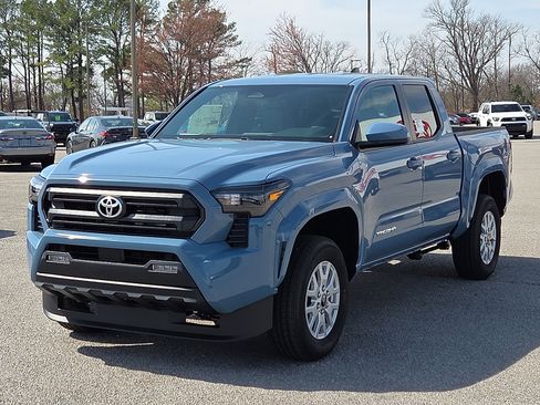 New 2026 Toyota Tacoma SR5 image 2