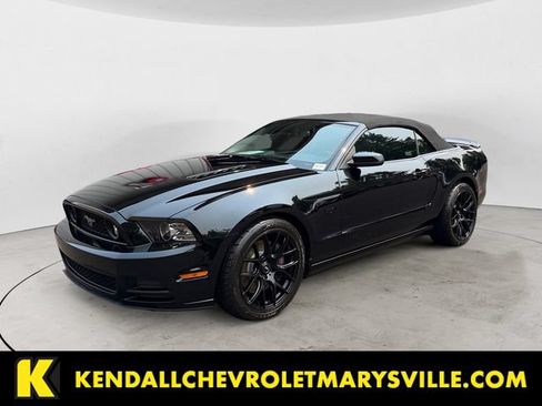 Used 2014 Ford Mustang GT w/ Electronics Package RWD image 1