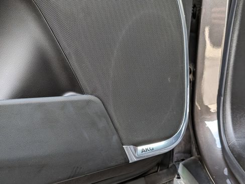 Used 2021 Cadillac Escalade ESV Luxury image 17