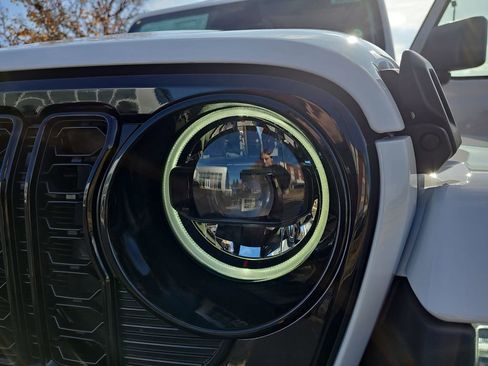 New 2026 Jeep Gladiator Willys image 30