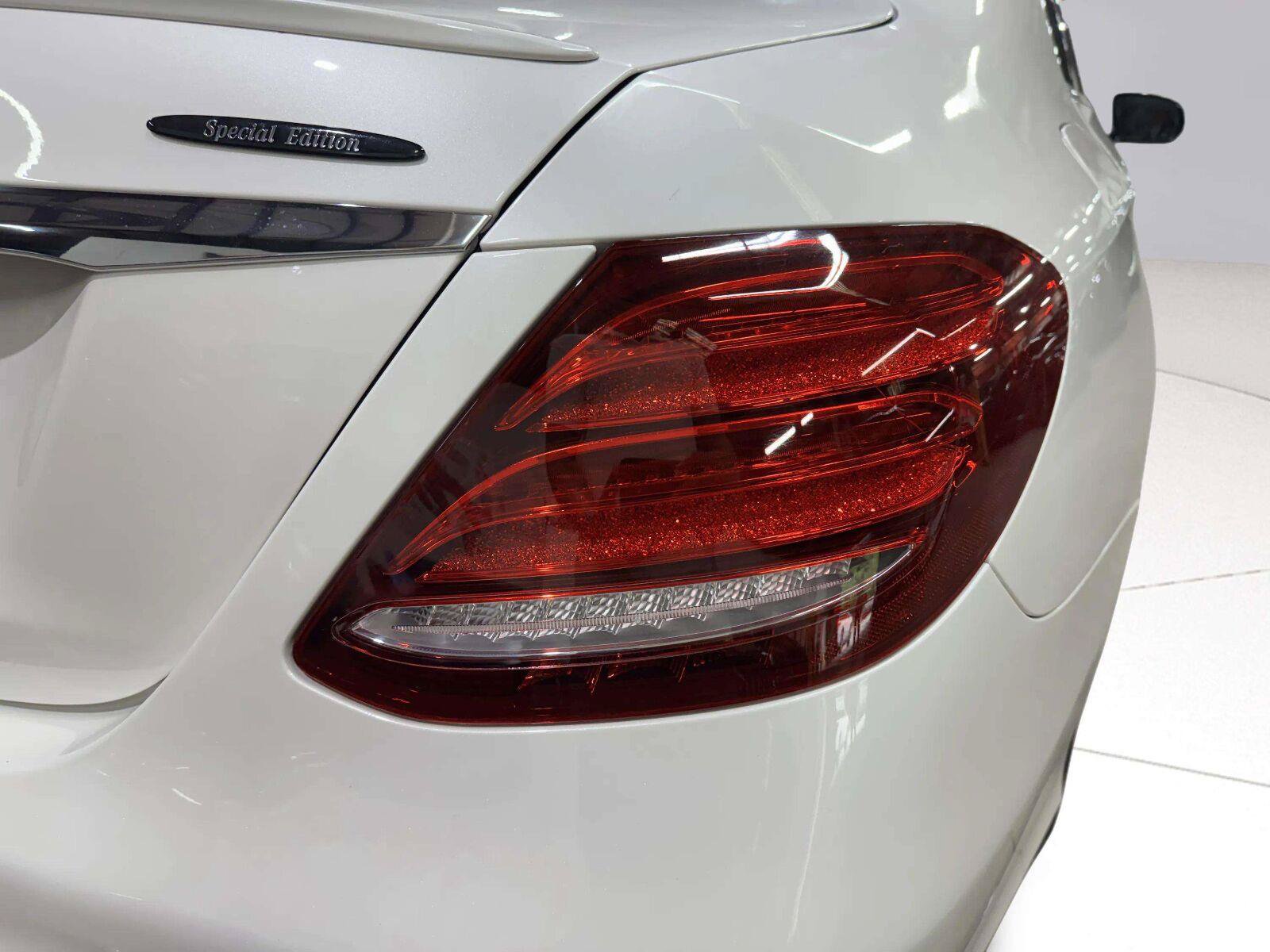 Used 2017 Mercedes-Benz E 300 image 11