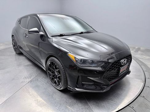 Used 2020 Hyundai Veloster Turbo FWD image 3