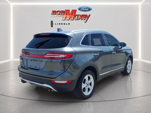Used 2017 Lincoln MKC Select w/ Select Plus Package AWD/4WD image 4