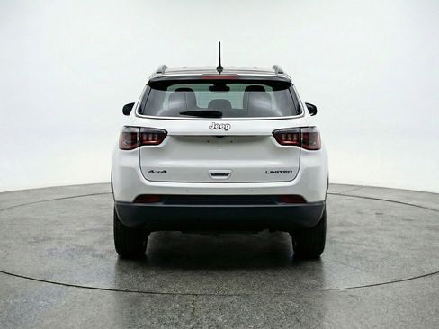 Used 2025 Jeep Compass Limited AWD/4WD image 7