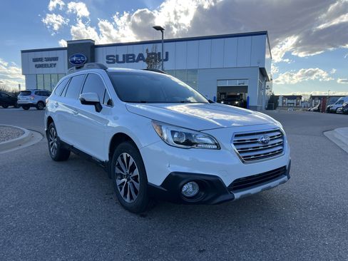 Used 2017 Subaru Outback 3.6R Limited image 9
