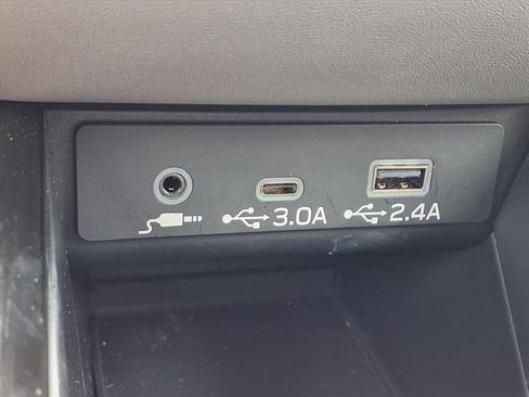 Certified 2025 Subaru Outback Premium w/ Popular Package #1A image 15