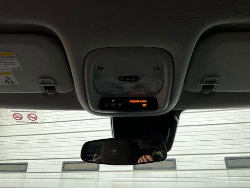 Used 2025 Chevrolet TrailBlazer LT image 14