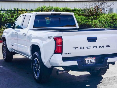 Certified 2024 Toyota Tacoma TRD Sport w/ TRD Sport Premium Package image 5