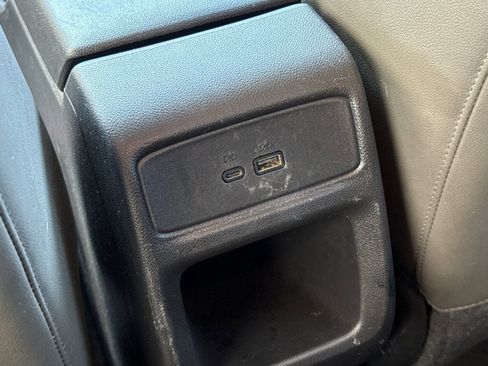 Used 2025 Chevrolet Trax ACTIV w/ Sunroof Package FWD image 40