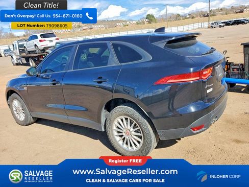 Used 2017 Jaguar F-PACE image 3