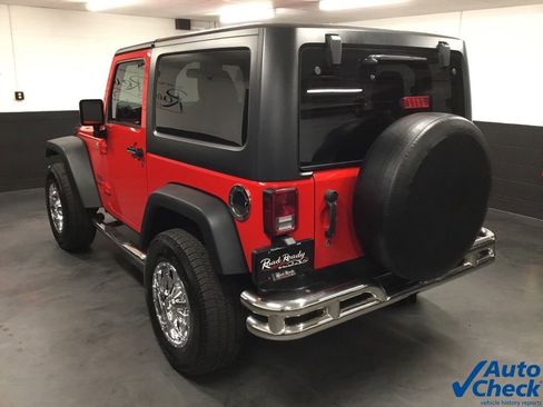 Used 2015 Jeep Wrangler Sport w/ Quick Order Package 23S AWD/4WD image 7