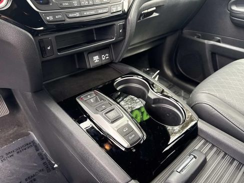 Certified 2020 Honda Passport Touring image 28