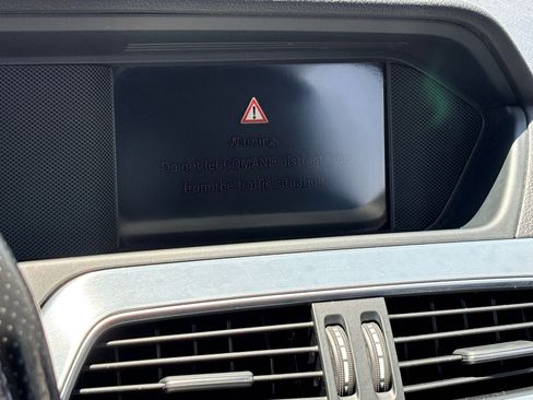 Used 2014 Mercedes-Benz C 63 AMG Sedan image 23