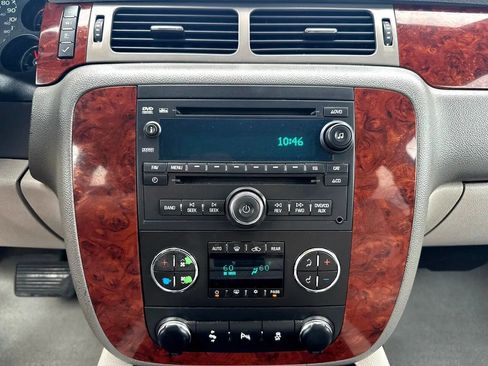 Used 2013 Chevrolet Tahoe LT image 26