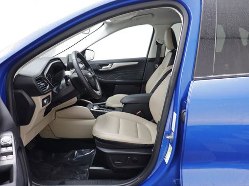 Used 2021 Ford Escape SEL image 5