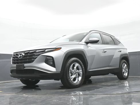 Certified 2024 Hyundai Tucson SEL AWD/4WD image 43