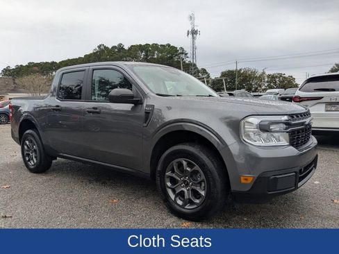 Certified 2023 Ford Maverick XLT image 2