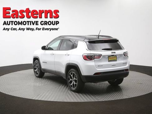 Used 2025 Jeep Compass Limited AWD/4WD image 65