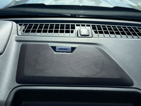 Used 2025 Chevrolet Colorado Z71 w/ Technology Package image 24