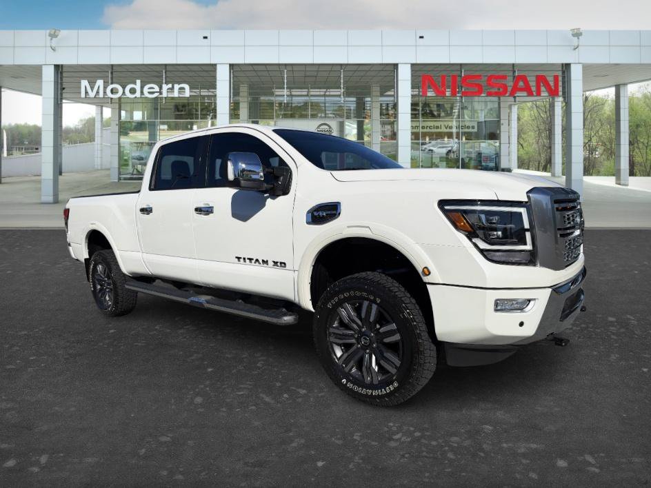 Used 2022 Nissan Titan Platinum Reserve w/ Moonroof Package AWD/4WD image 7