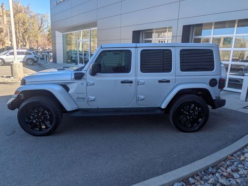 Used 2023 Jeep Wrangler Sahara w/ Cold Weather Group image 7