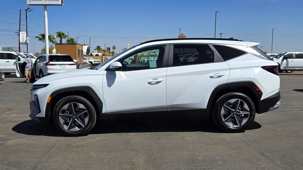 Used 2025 Hyundai Tucson SEL AWD/4WD image 7