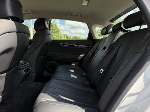 Used 2024 Genesis G80 2.5T image 43