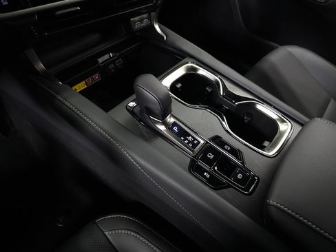 Used 2025 Lexus RX 350 Premium image 30