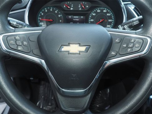 Used 2021 Chevrolet Malibu LT image 15