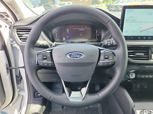 New 2026 Ford Escape SE FWD image 23