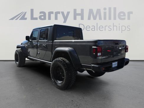 New 2026 Jeep Gladiator Sport AWD/4WD image 3