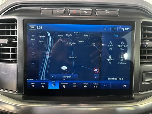 Used 2022 Ford F150 Lariat w/ FX4 Off-Road Package AWD/4WD image 18