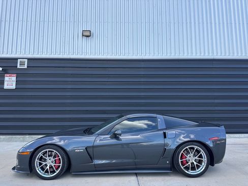 Used 2009 Chevrolet Corvette Z06 w/ Preferred Equipment Group RWD image 16