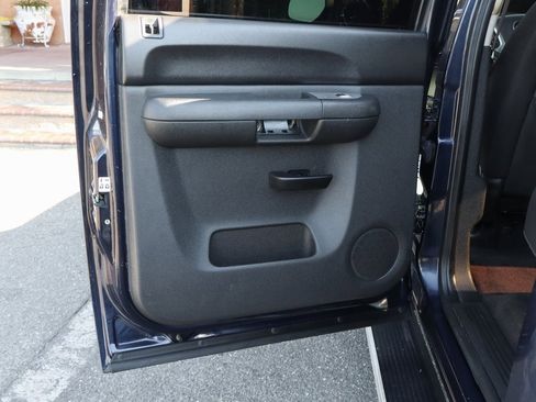 Used 2010 Chevrolet Silverado 1500 LT w/ Power Pack Plus image 30