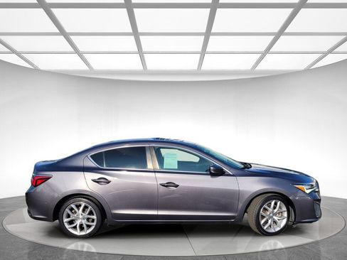 Used 2019 Acura ILX image 3