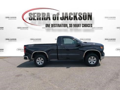 Used 2023 Chevrolet Silverado 1500 W/T w/ Trailering Package AWD/4WD image 10