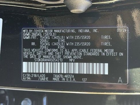 Used 2024 Toyota Highlander Platinum image 32