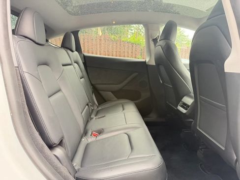 Used 2023 Tesla Model Y Long Range AWD/4WD image 24