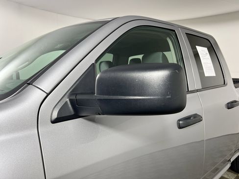 Used 2024 RAM 1500 Classic SLT image 13