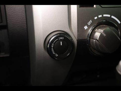 Used 2018 Toyota Tundra SR5 image 15