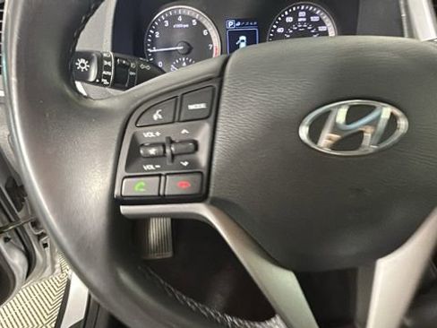 Used 2017 Hyundai Tucson SE Plus AWD/4WD image 16