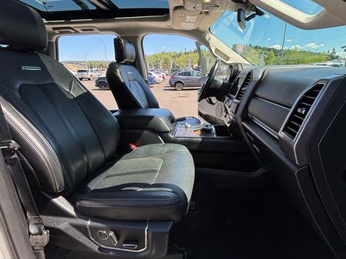 Used 2019 Ford Expedition Platinum AWD/4WD image 46