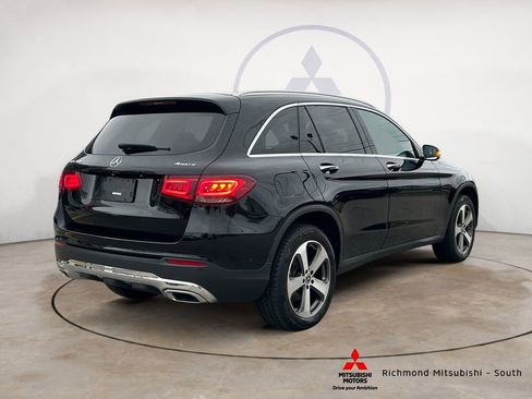 Used 2022 Mercedes-Benz GLC 300 4MATIC image 3