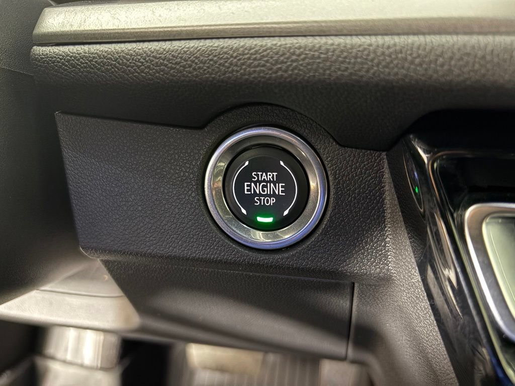 Used 2026 Chevrolet Traverse LT w/ Driver Confidence Package FWD image 28