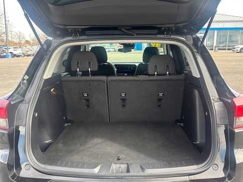 Used 2025 Chevrolet TrailBlazer LT image 16